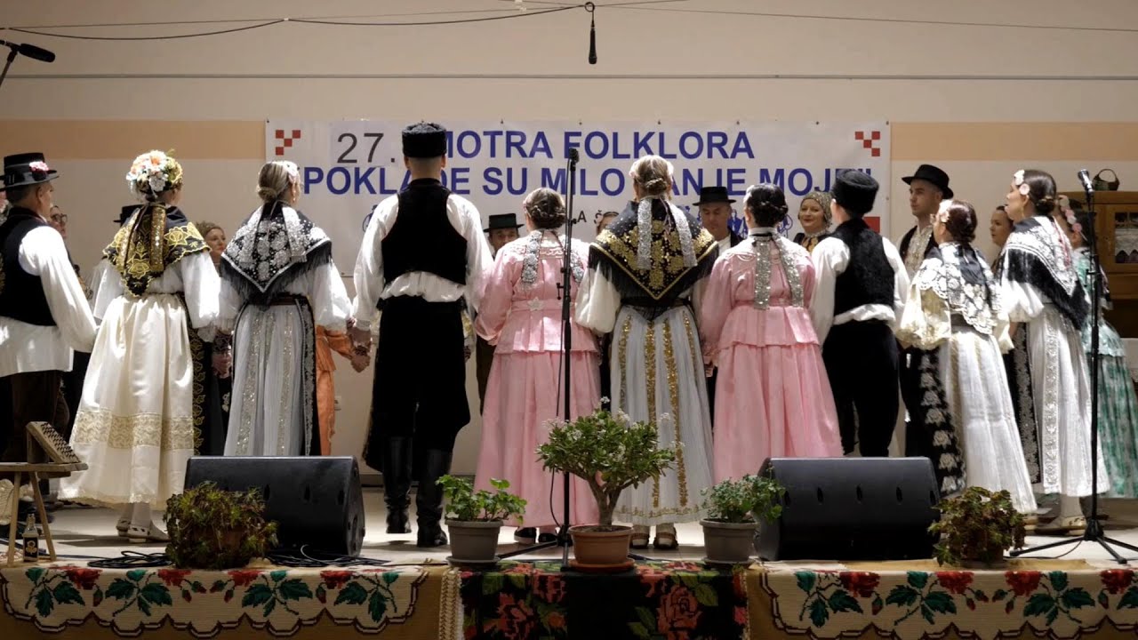27. Smotra folklora 