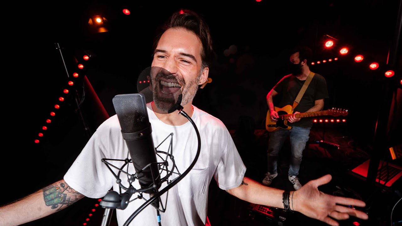 Sean Dhondt - Killer Smile | Live bij Q
