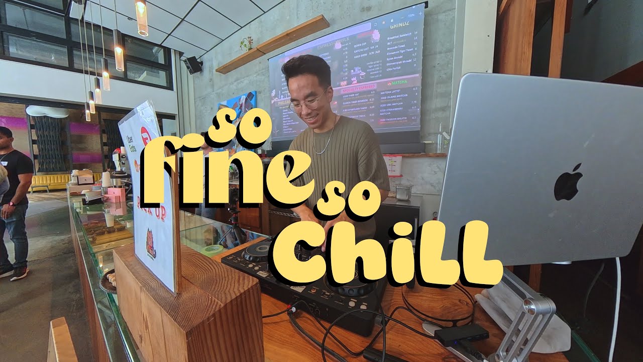 So Fine So Chill Coffee Morning Mix at Pixlcat Coffee SF | Easy R&B, Soul Playlist, Morning Vibes