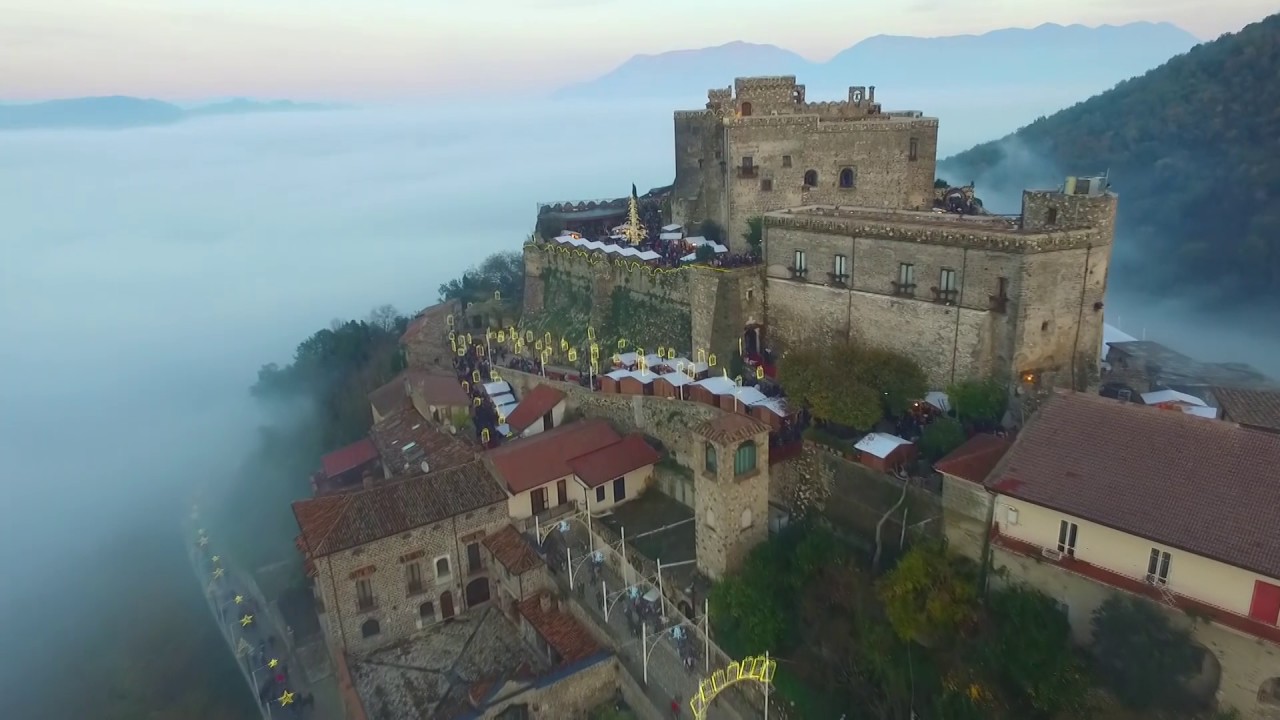 Panoramica aerea del Castello di Limatola - Mercatini di Natale 2016