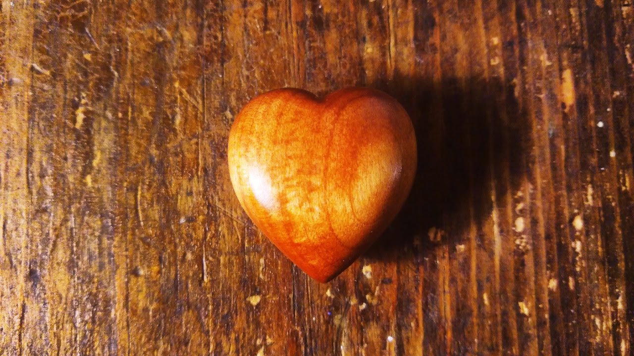 How to carve a heart out of wood