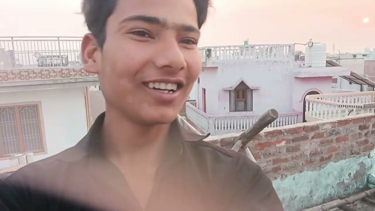 Sabse upar chhat per jaenge 💫