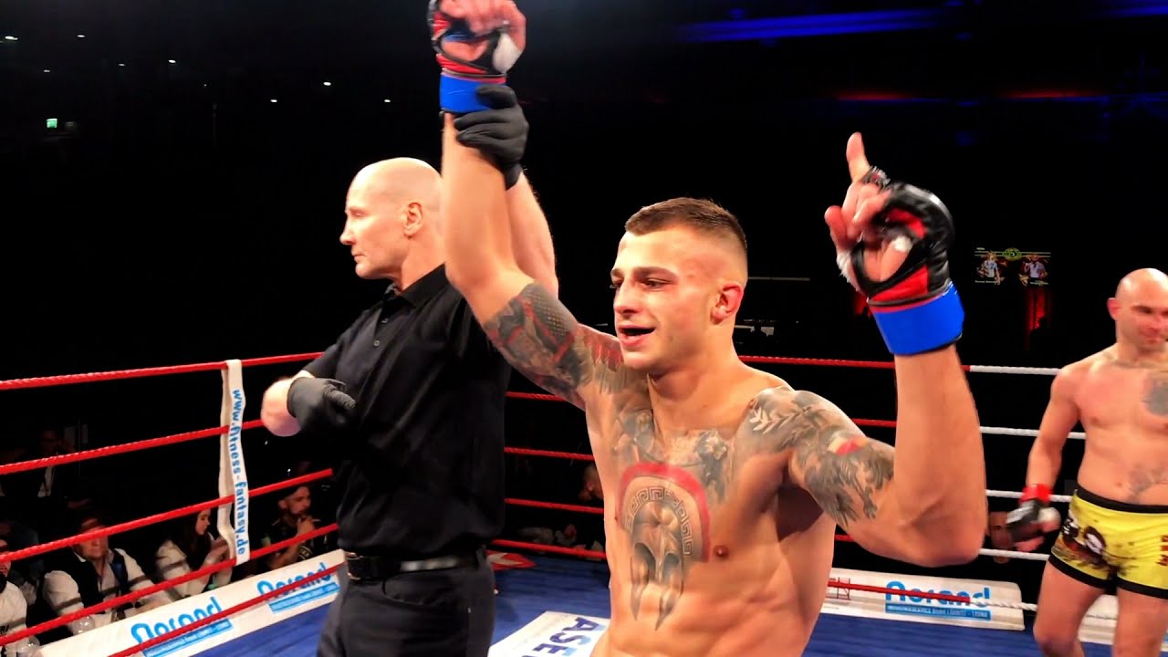 Konrad Dyrschka bei der 9. Dessauer Boxnacht / MMA (2019)