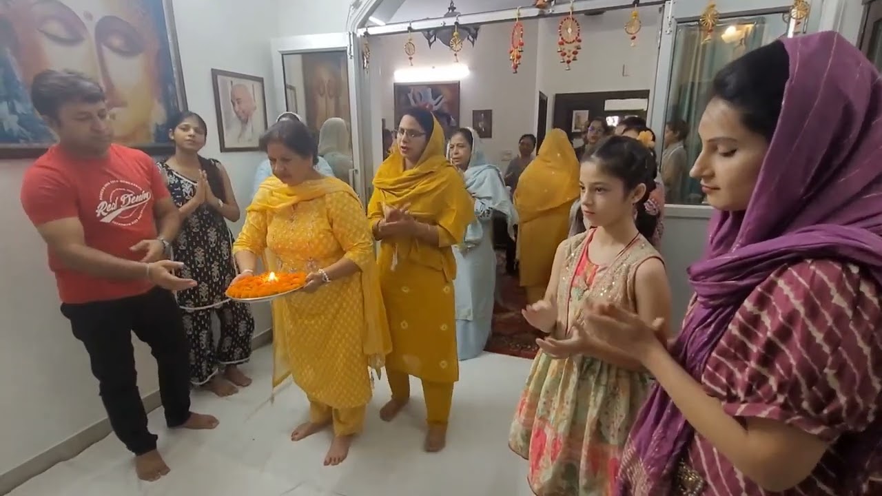गुरु पूर्णिमा पर गुरुजी के दरबार B-944, ग्रीन फील्ड्स, फरीदाबाद में 10.07.25 को गुरुजी का सत्संग
