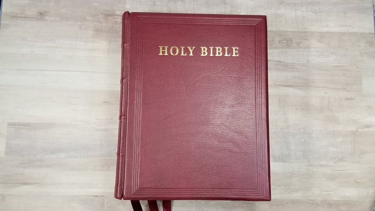Cambridge KJV Lectern Bible