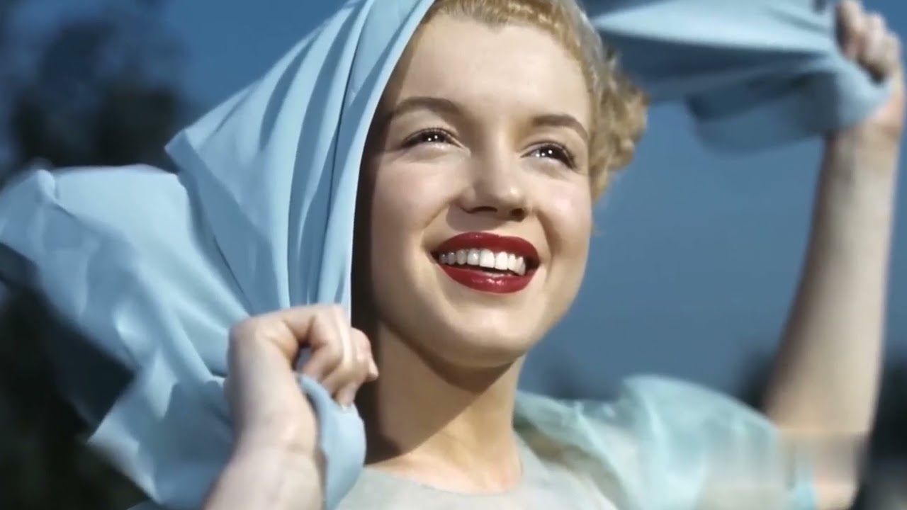 Marilyn Monroe Iconic Dresses: Timeless Hollywood Fashion Moments