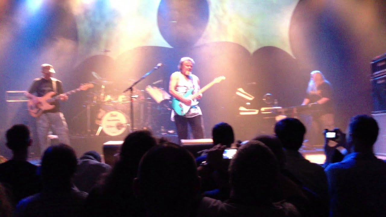 Pendragon - Nick's guitar solo from 