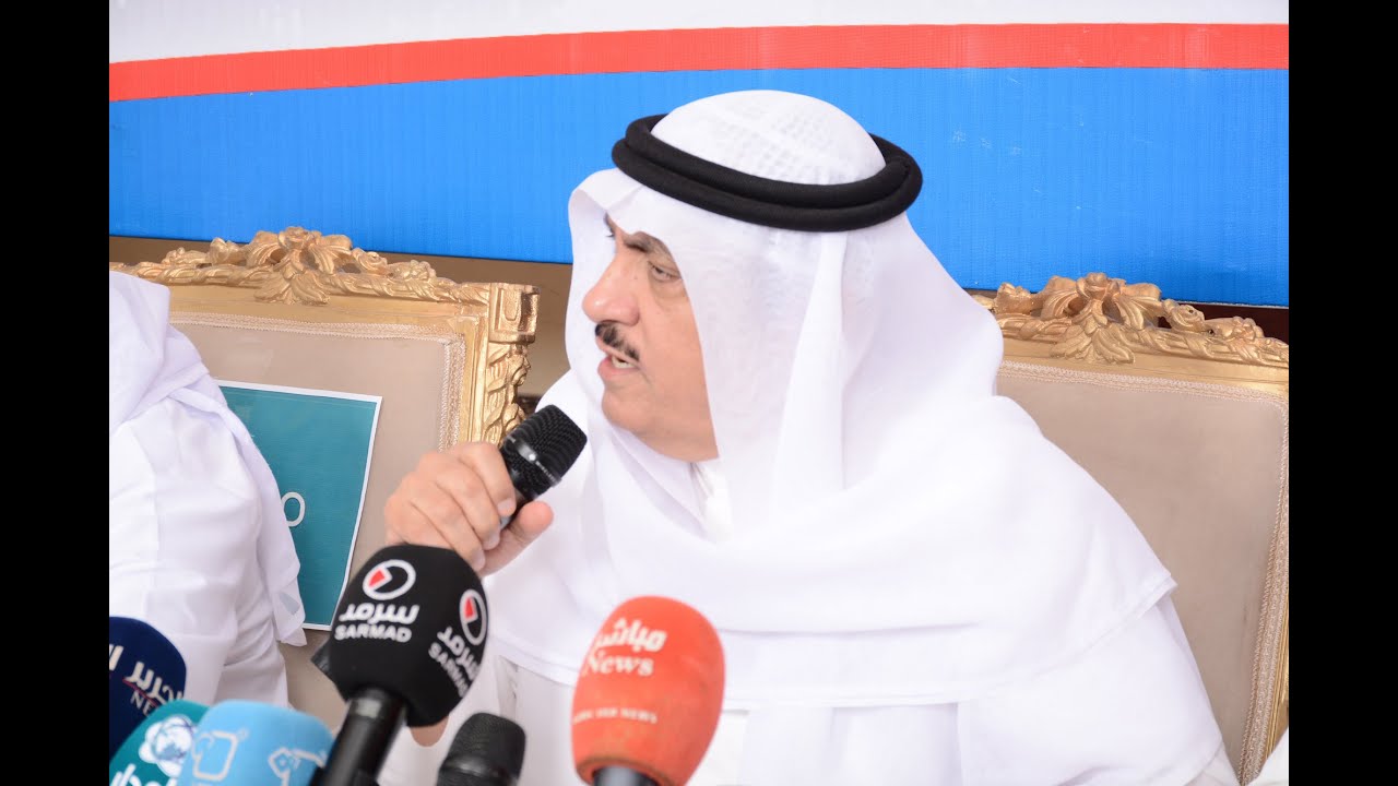 حفل عشاء نقابة البترول الوطنيه الكويتيه بحضور الرمز ( مسلم البراك ) في بيت العمال