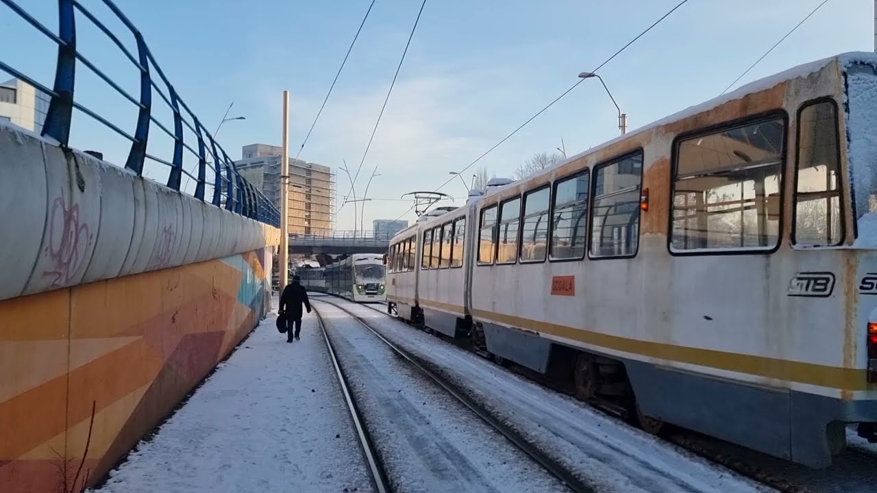 Bucuresti 2026-01-12 Tramvai 101DUPA APACA BD IULIU MANIU LA POD GROZAVESTI TRAMVAIUL 3003 DEFECT