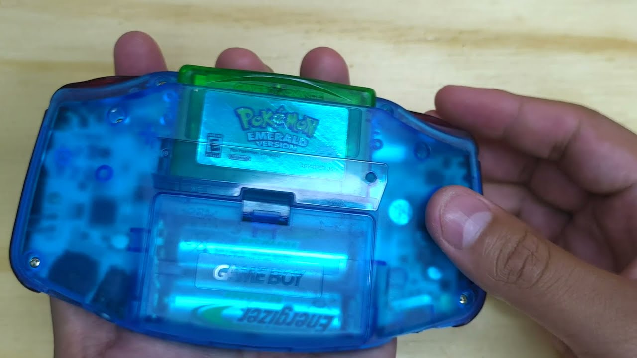 Lets Reshell a Gameboy Advance 2021 Pokemon Latias Themed