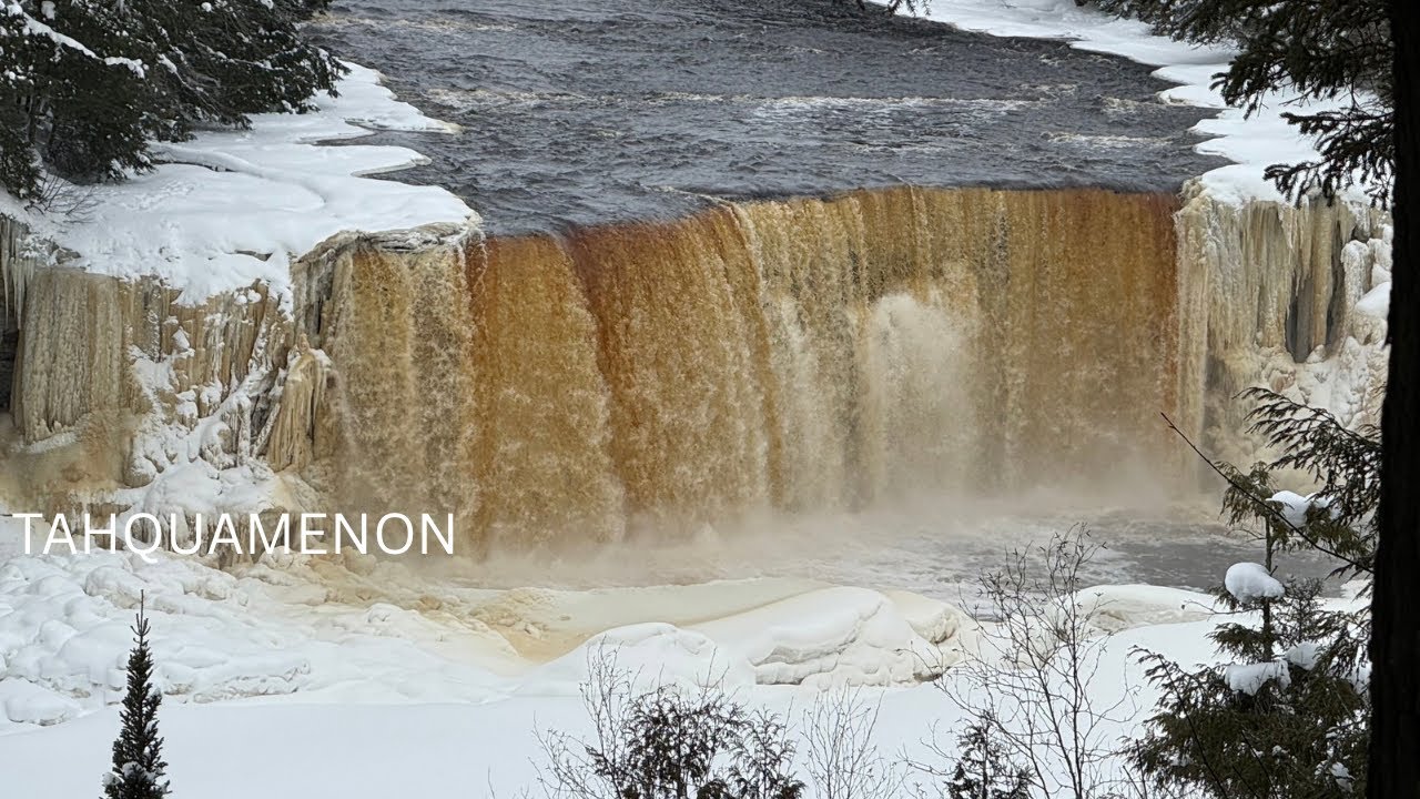 Tahquamenon Falls in Winter | Frozen Beauty of Michiga
