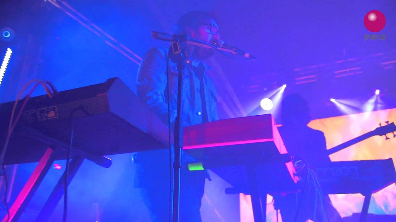 MUCHO - LA PRIMERA LUZ DEL D&Iacute;A @OchoYMedioClub 11/03/2016 @somosmucho @_Parra