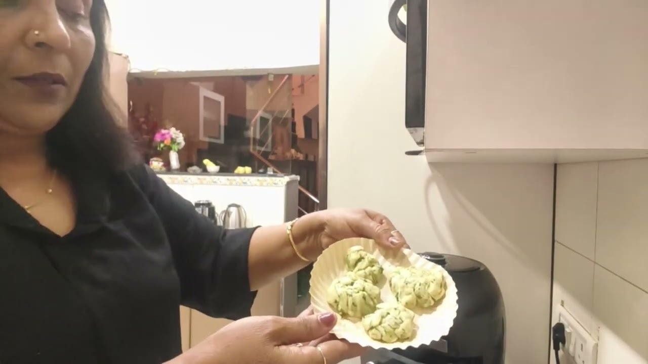 Methi Mathari with Chai#eveningsnacks#chai#food #lifestyle#cooking#newreels #youtubeshorts#trending 
