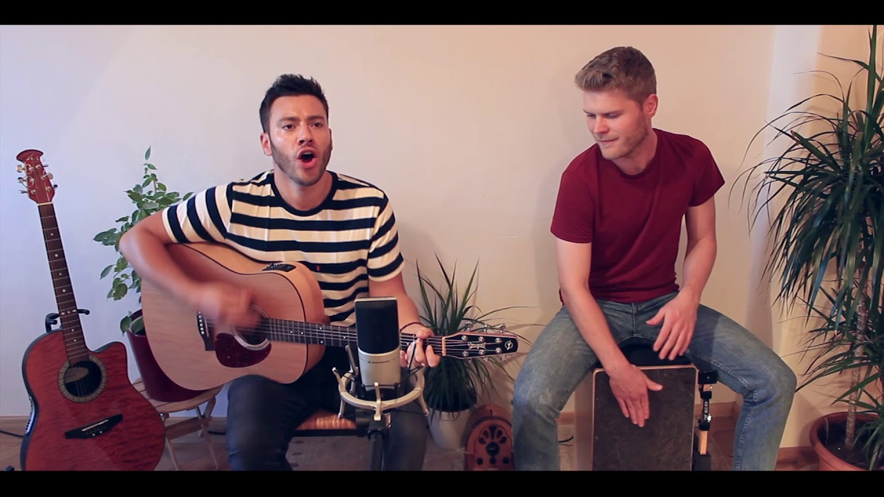 Proud Mary - Ike & Tina Turner (acoustic cover by Jukebox Munich)