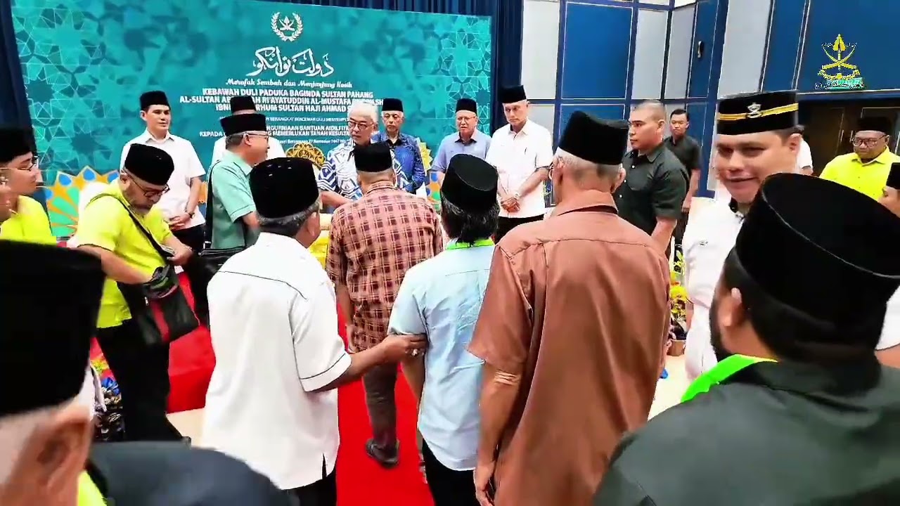 Sultan Pahang Bagi Bantuan Aidilfitri Kepada Asnaf