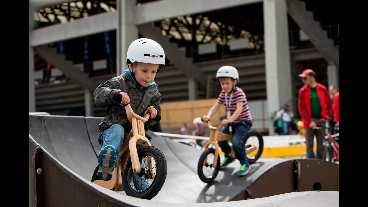 What happens if you put a Modular Pumptrack in front of a school?