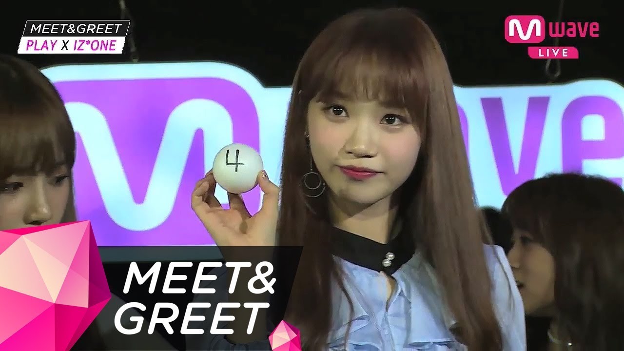 [MEET&GREET] In love with how good you are with these random spoons!♥ 'Moving ping pong balls'