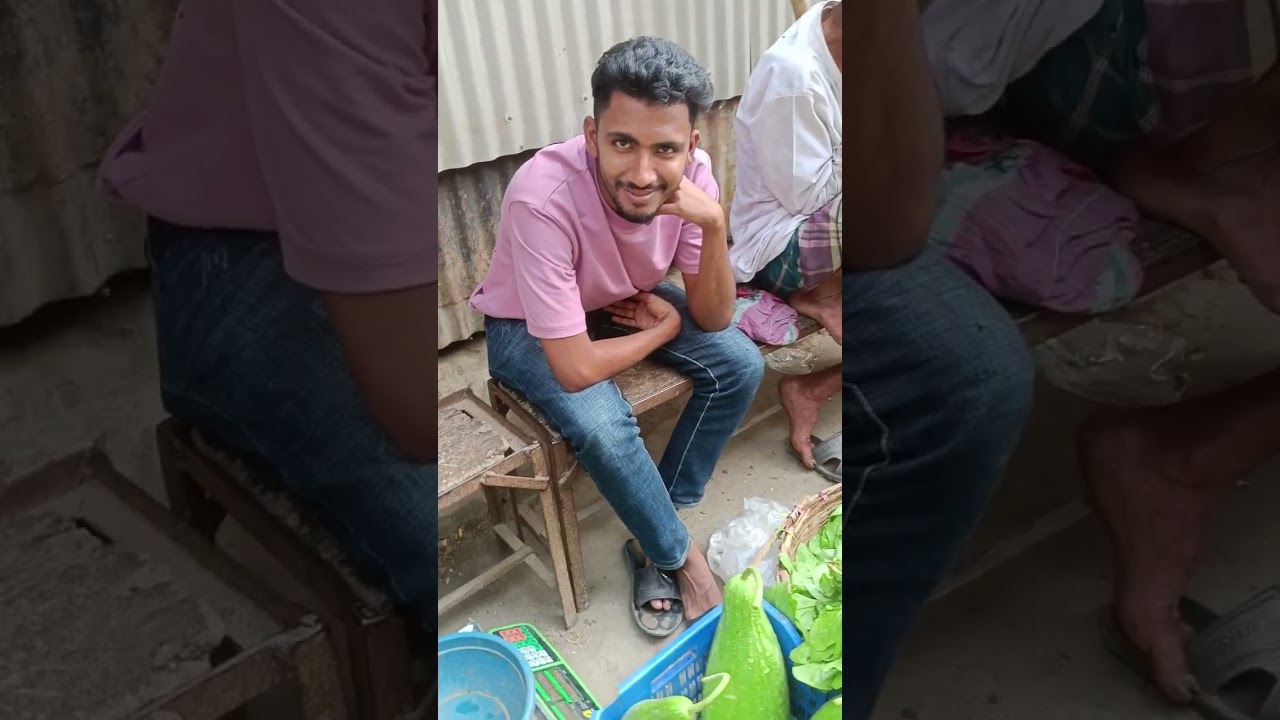 তারাইল বাজার চ্যানেল সাবস্ক্রাইব করুন #Robin vlogs #fish #viral #fishing 