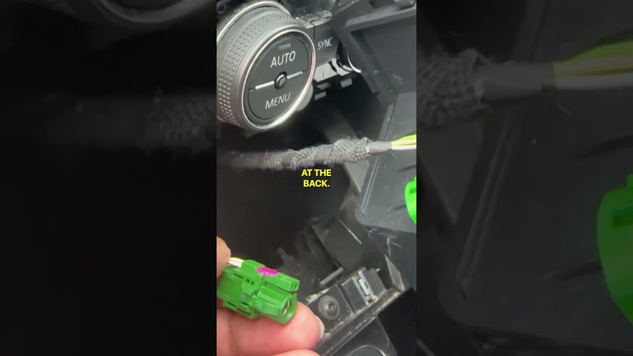 УСТАНОВКА НОВЫХ USB-ПОРТОВ В МОЙ MK7.5 GOLF GTE