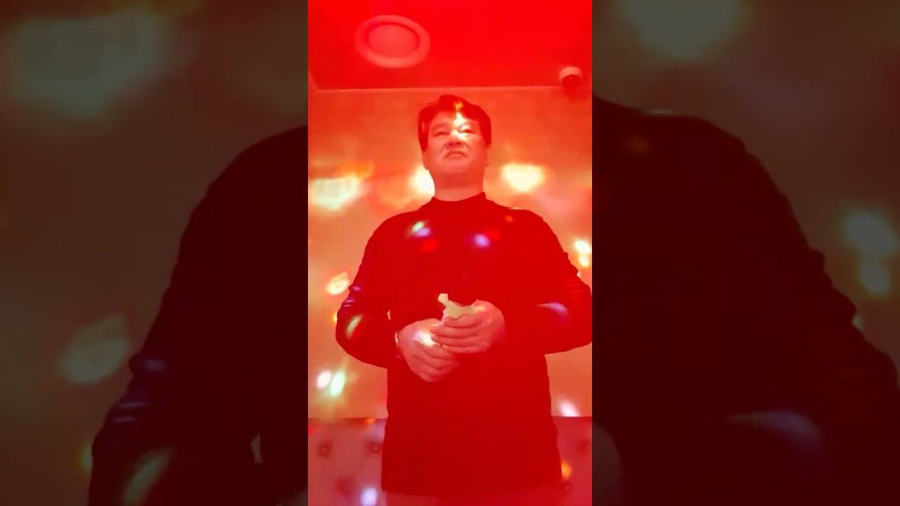 기차와 소나무 