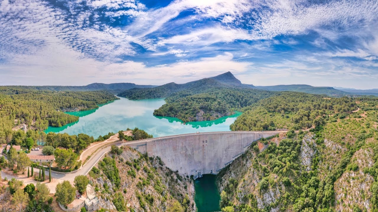Montagne Sainte-Victoire - Drone 4K