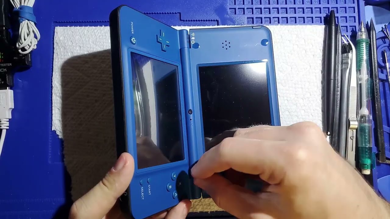 [VOD] Disassemble Blue DSi LL WJF121598899 Mobo 28X06012 U01878H -A55