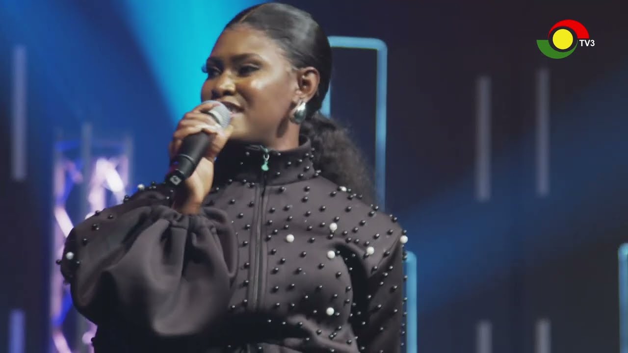 Abbi Ima captivates the crowd with her rendition of Ebony’s ‘Poison’ on #MentorXIII Week 3
