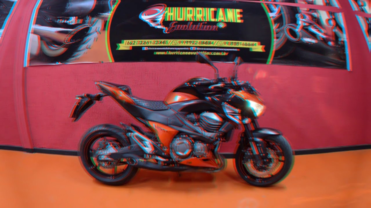 Kawasaki Z800 com Escapamento  taylor made Embutido teste drive Hurricane