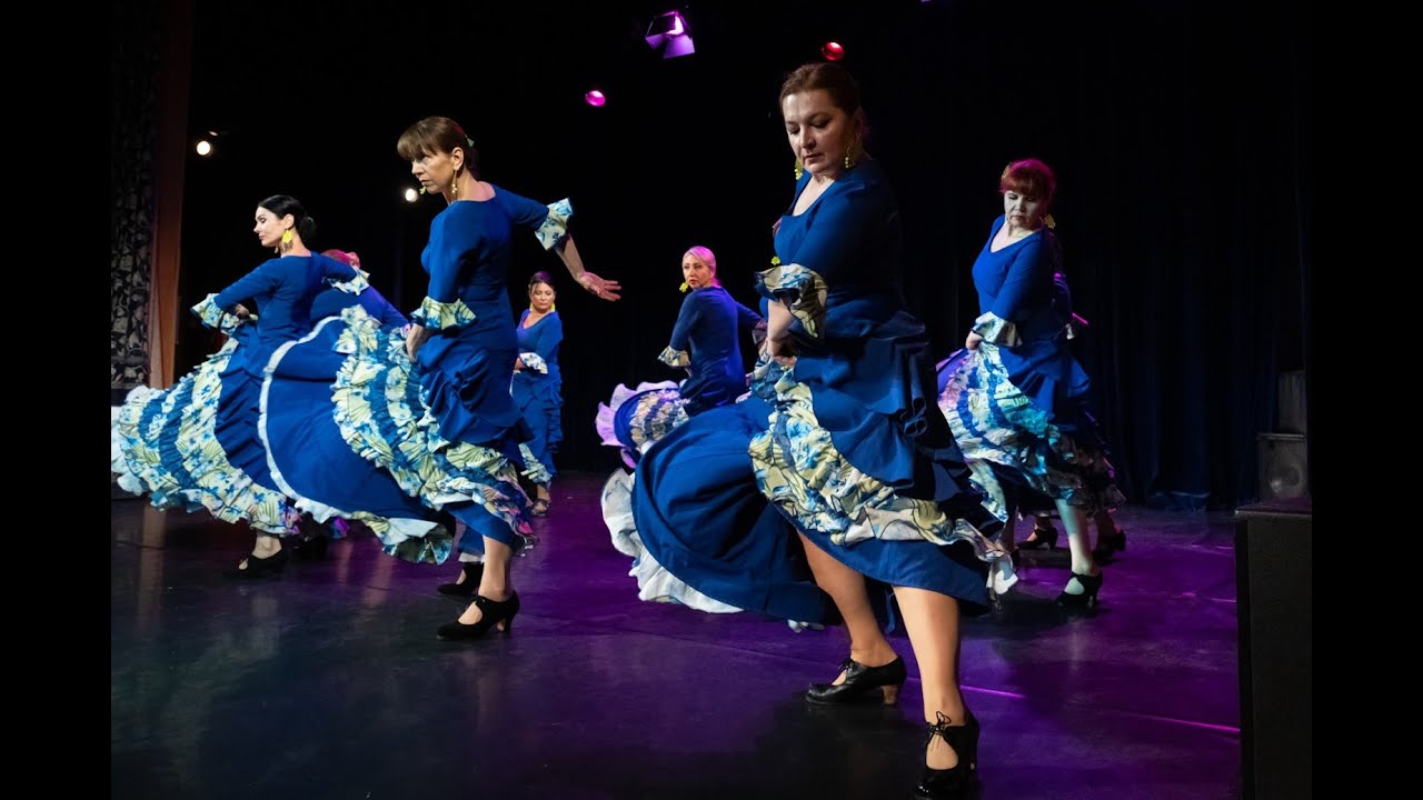 Alegrias flamenco dance