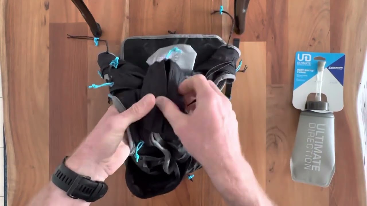 The @ultimatedirection - Adventure Vest 6.0 - Initial Look
