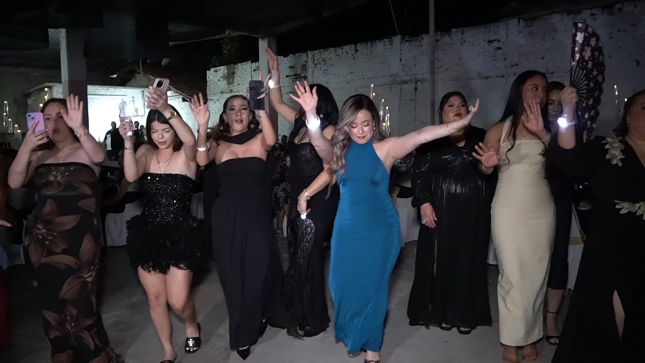 SE PRENDIO EL AMBIENTE ESTE DICIEMBRE, BAILE EN GUERRERO #fiestasdepueblo #guerreromexico #fiesta