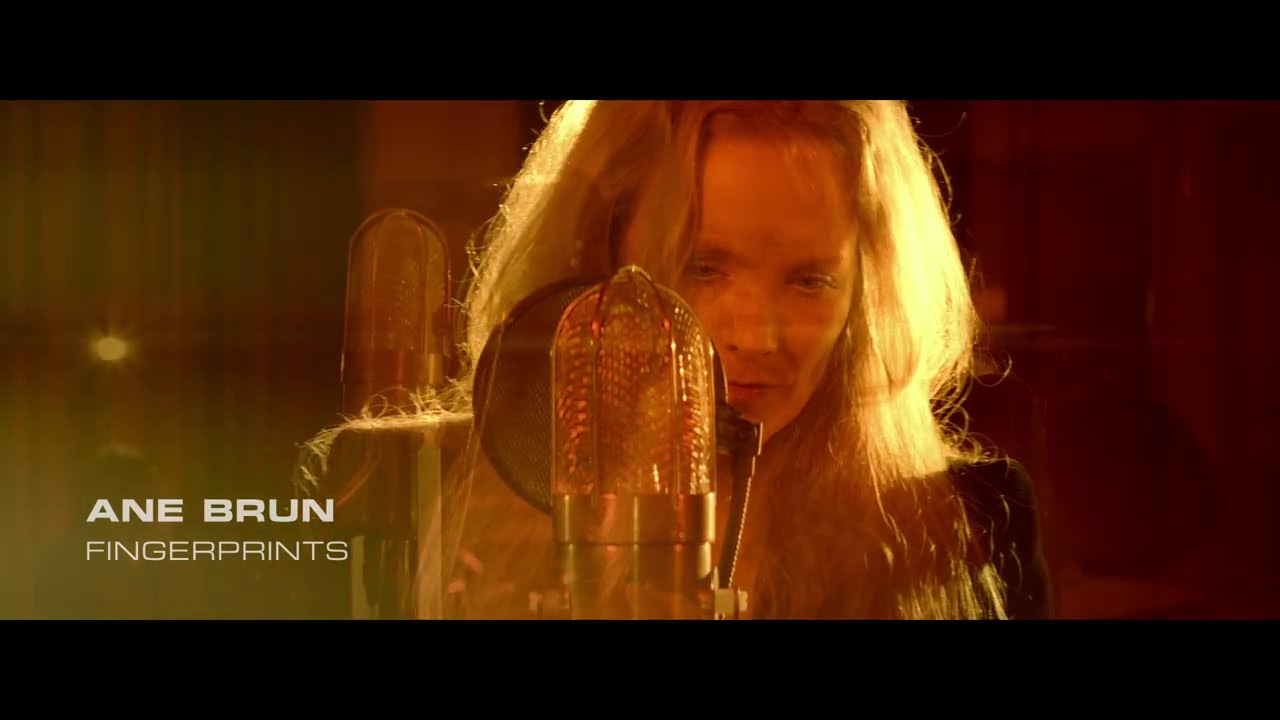 Ane Brun - Fingerprints (Piano Version Live)