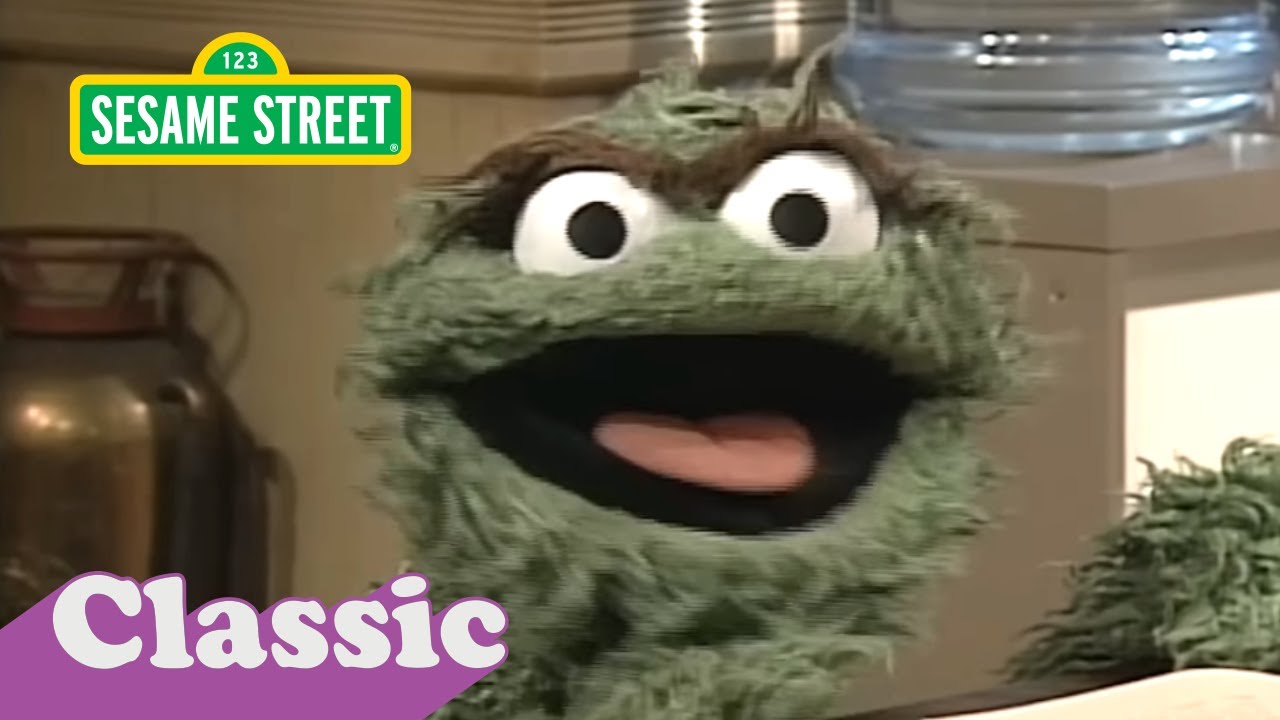 Doin' the Grouch Dance with Oscar the Grouch | Sesame Street Classic