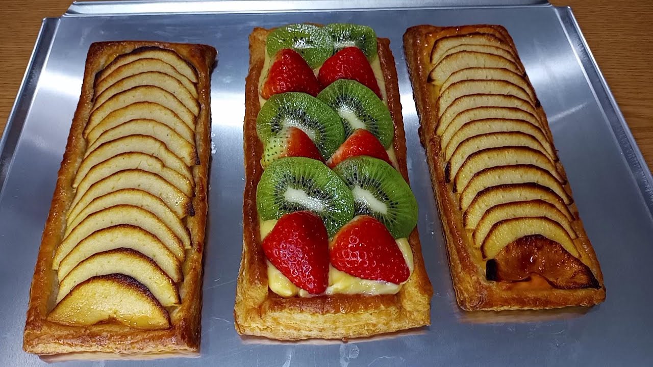 Hojaldre de manzana y frutas, crema pastelera.