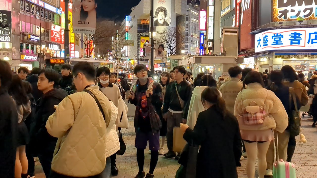 [4K] Sunday night View of Shibuya City. Tokyo, Japan.