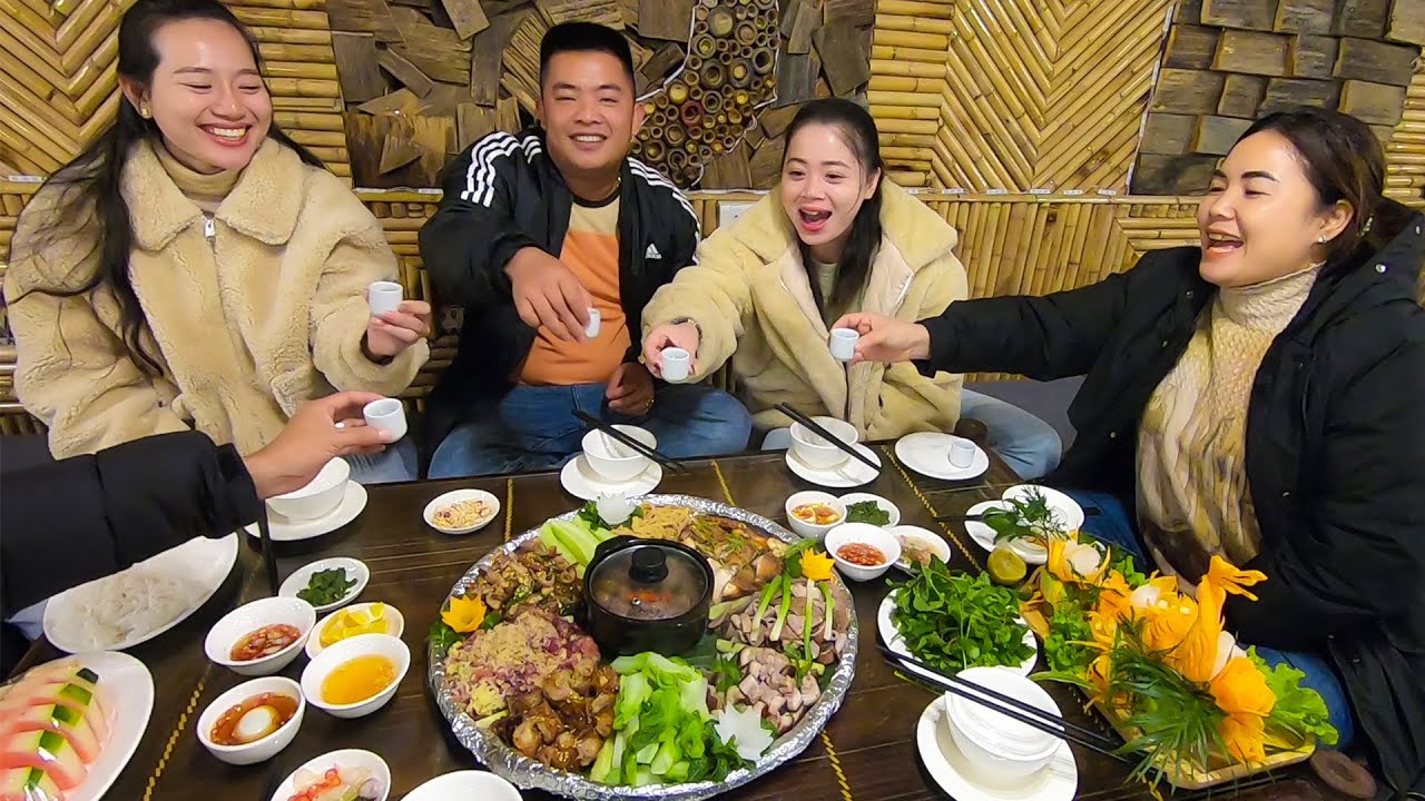 Cùng A Hải Sapa TV ăn Mẹt Lợn Bản Đủ Món Siêu Ngon cái kết Cả Nhóm quyết định vào Sài Gòn chơi Tết