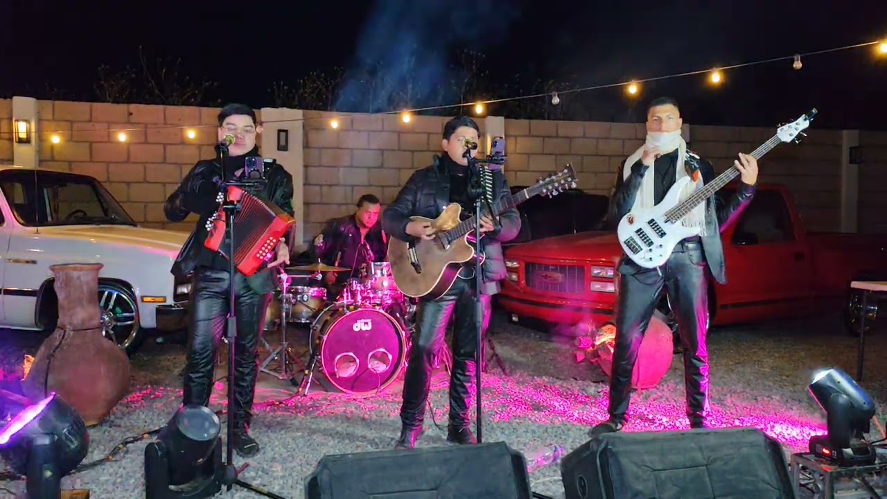 Popurri Calibre 50 - Grupo Estilo 45 en vivo 🔥