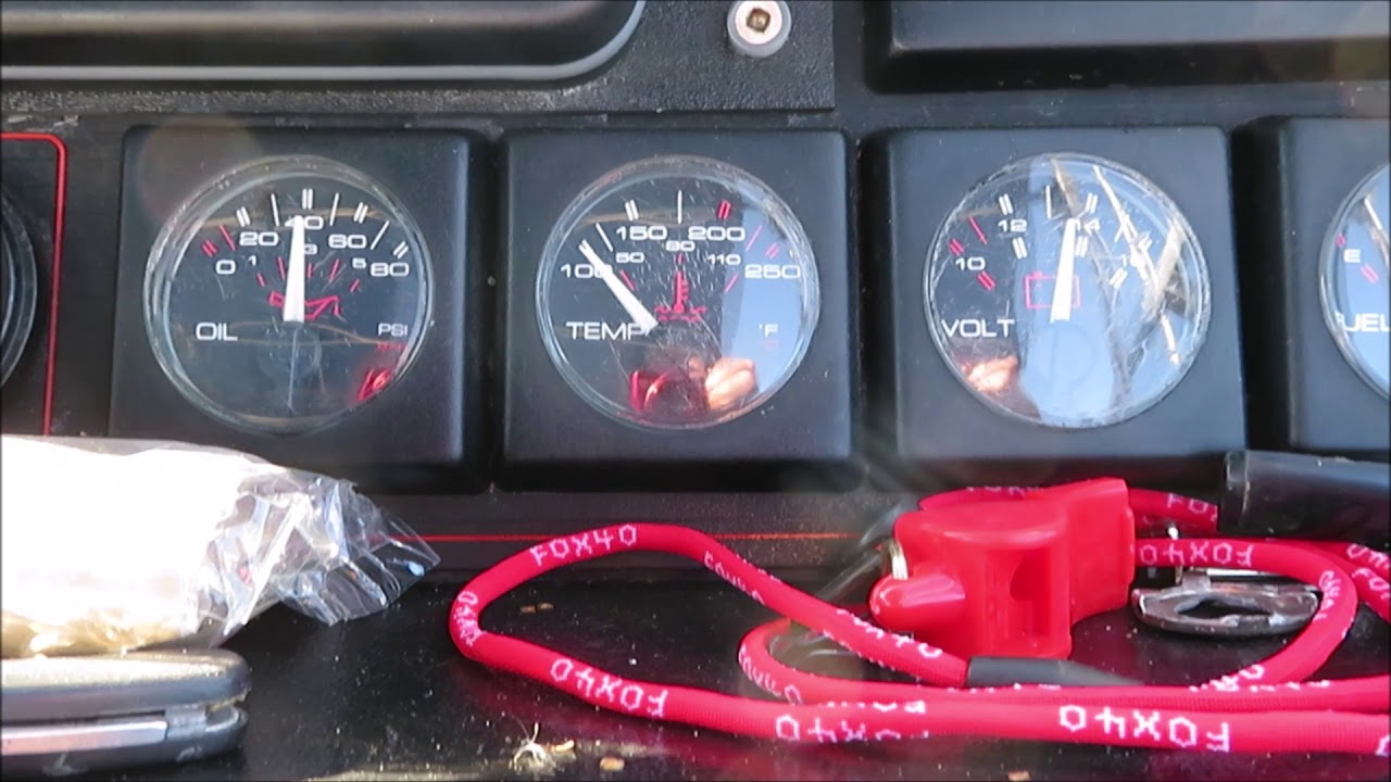 2655 Bayliner  1990 Start Up