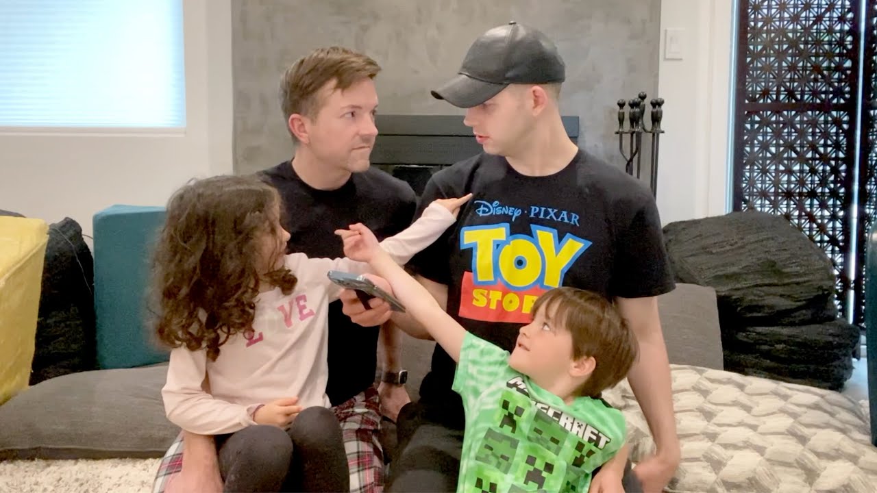 Which kid knows their parents better?!