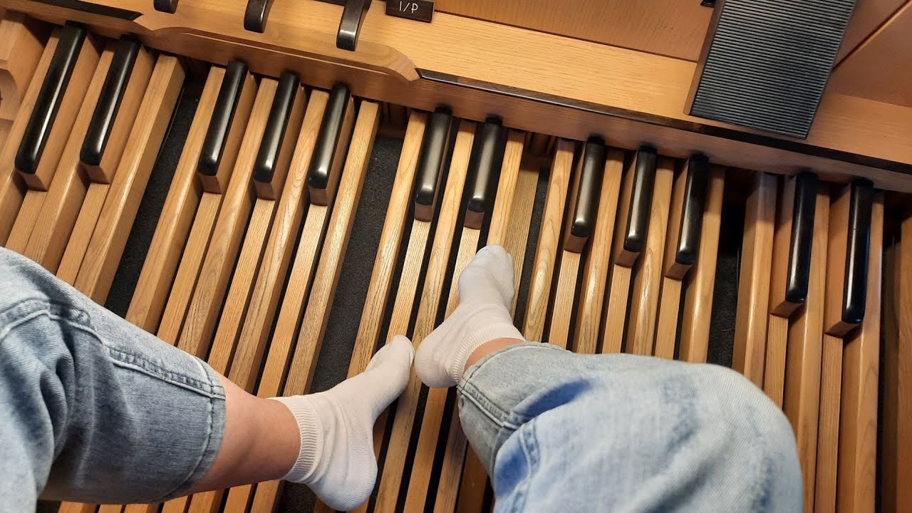 Organ Selection (14) Pachelbel: 