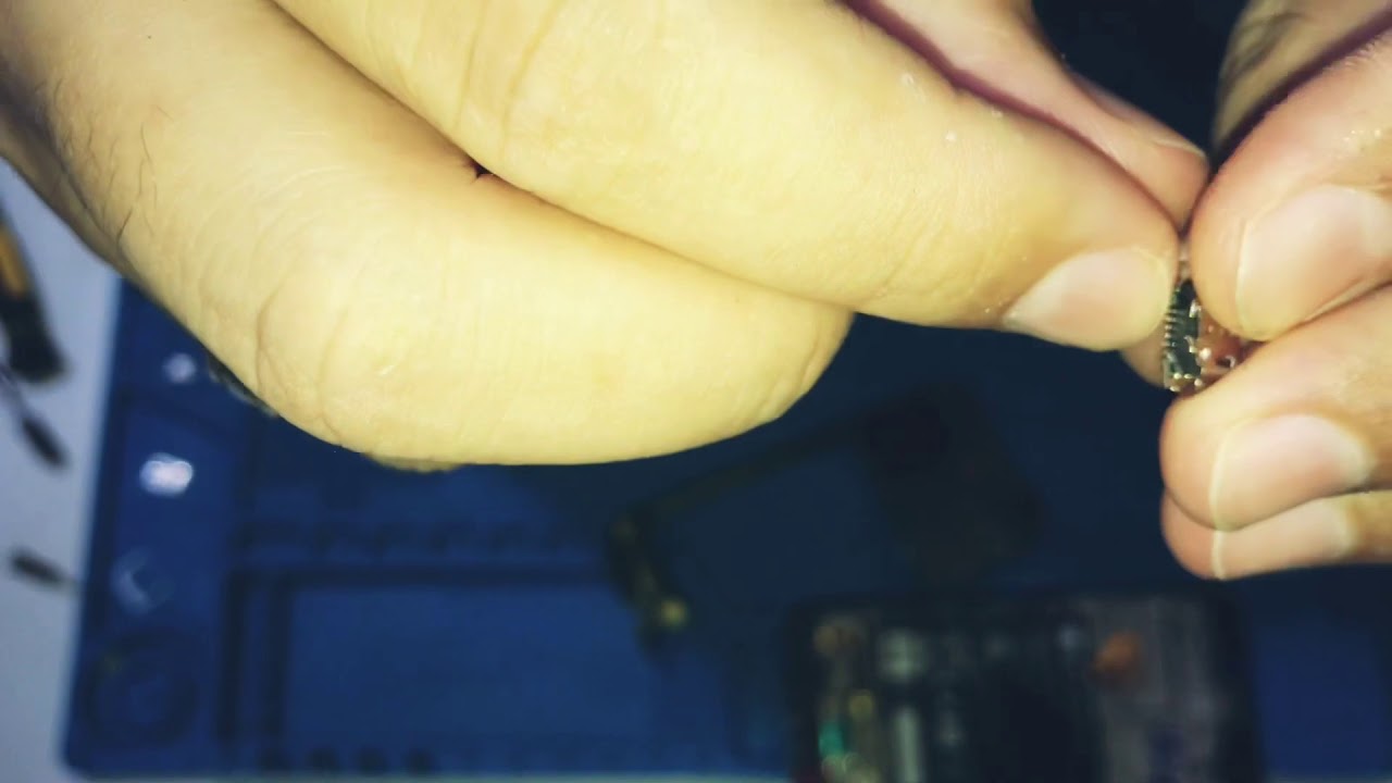 LG K11+ NÃO CARREGA E OSCILANDO AO CARREGAR (COMO RESOLVER)