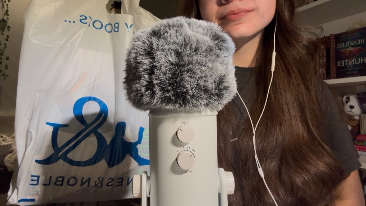 🎙️ASMR 📚 Barnes Book Haul *rambling, whispering, tapping, scratching, gripping*