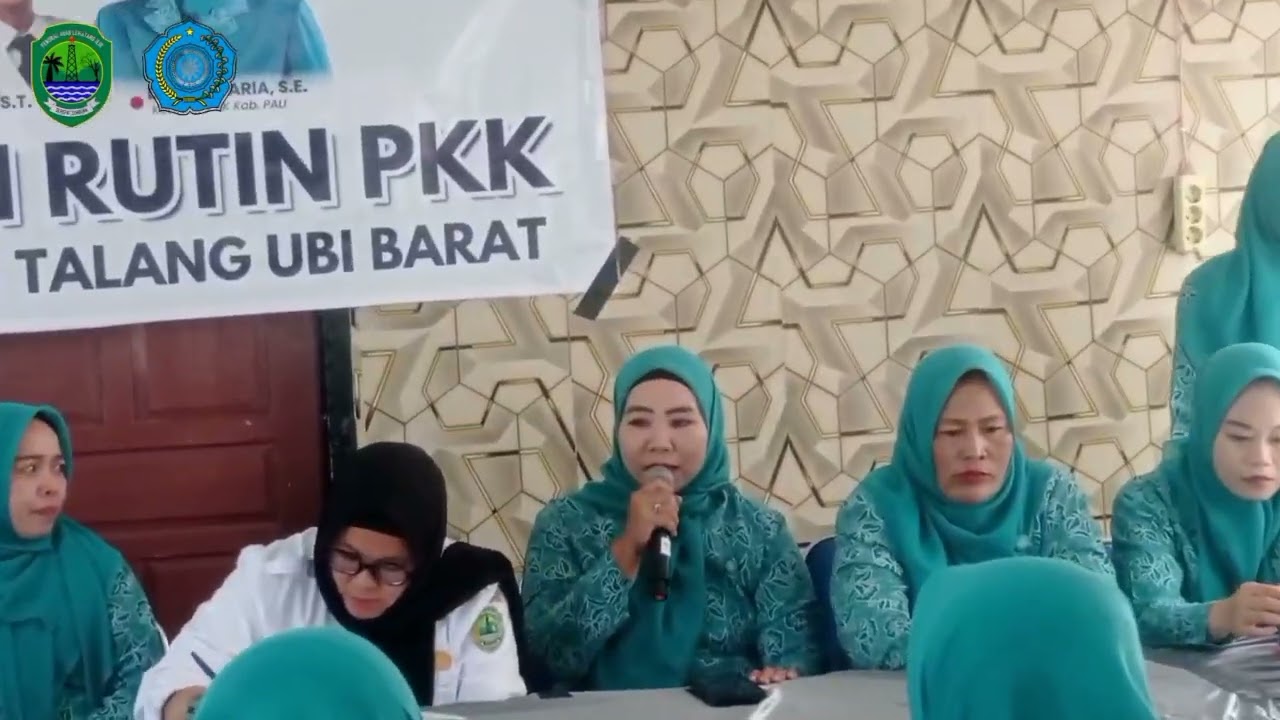 Kegiatan Arisan Ibu- ibu PKK dan Pembinaan dari PKK Kecamatan