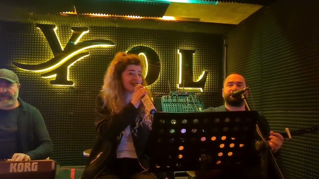 Ana Mihirci Kara Tren Gelmez Mola