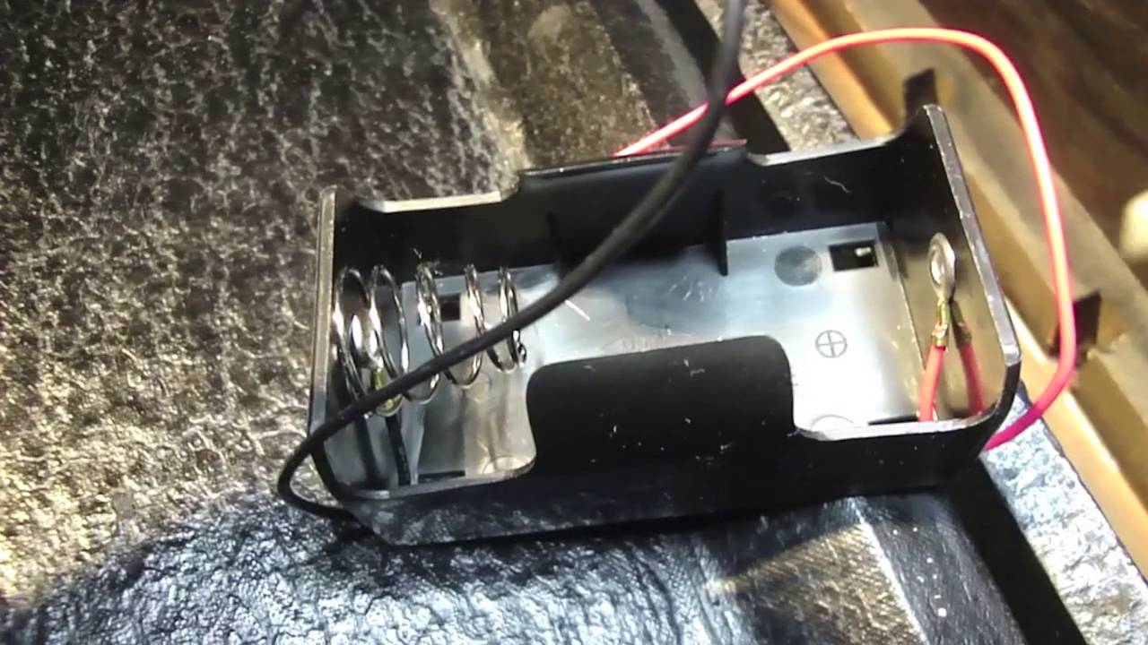 Zenith Trans Oceanic 600 Series Battery Mod