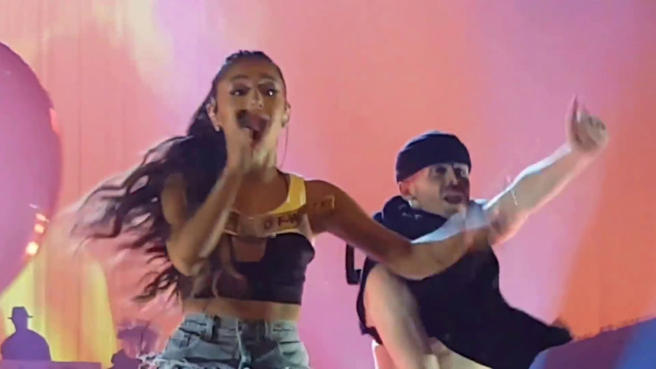 Ariana Grande - Into You (Live) , Dangerous Woman Tour