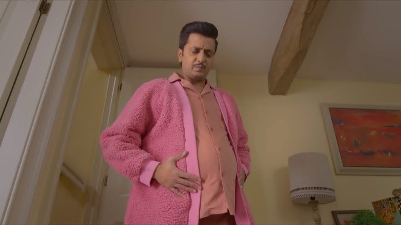 راجل بيكتشف إنه حامل وإن هو وزوجته هيولدوا في نفس اليوم Mister mummy