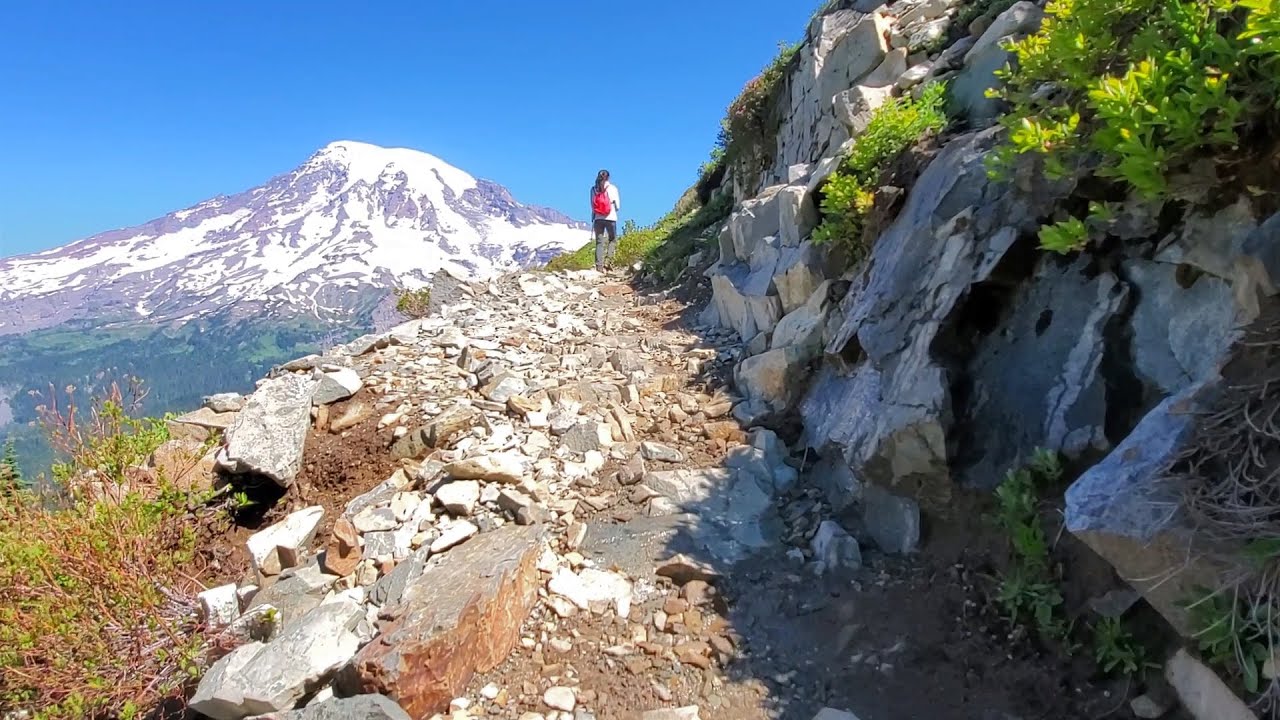 Amazing adventurous hike - Pinnacle and Plummer Peak. Mount Rainier National Park.