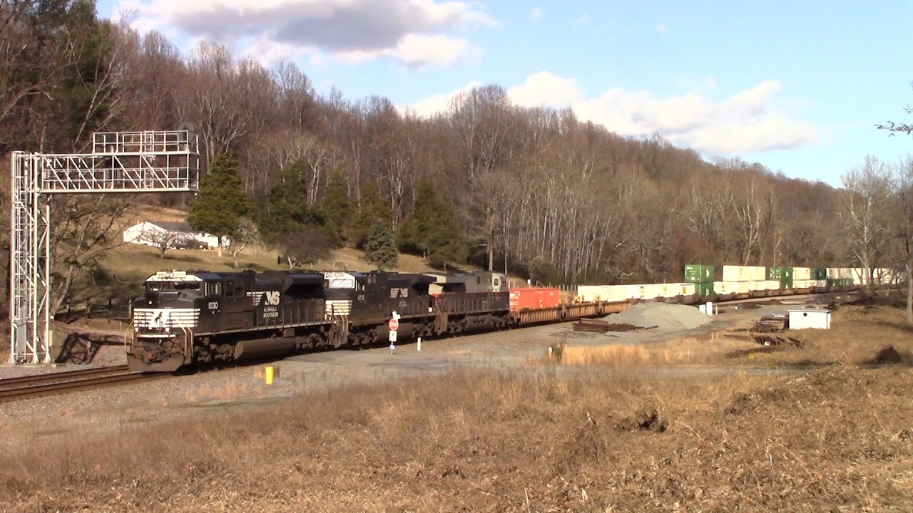 Amtrak, Heritage Units, Reroutes, and More at Red Hill, VA