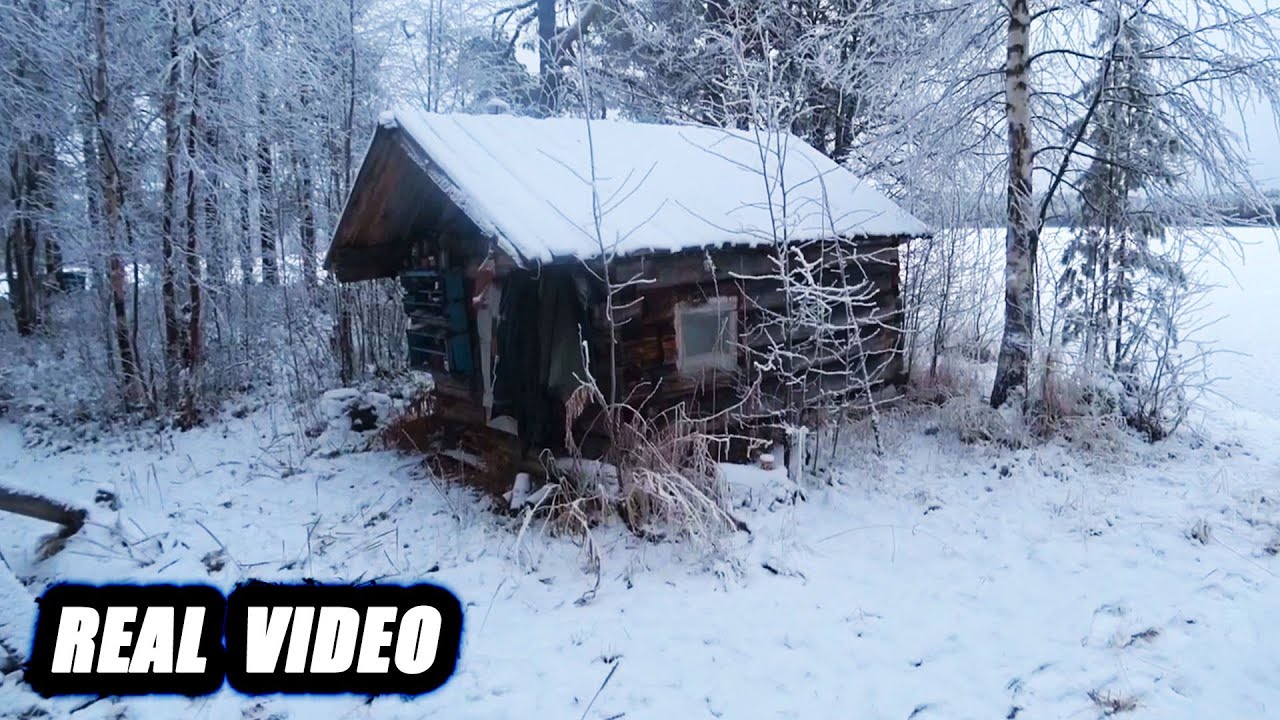 Always Alone, Found an abandoned tiny house, Extreme Winter Cold. Full film